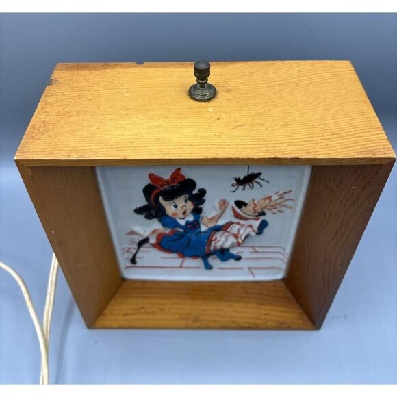 Vtg Little Miss Muffet Night Light Lamp Levinson Underwriters Lab Electric 7x7 - Picture 4 of 7